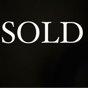 Tory Burch T logo stacked hobo